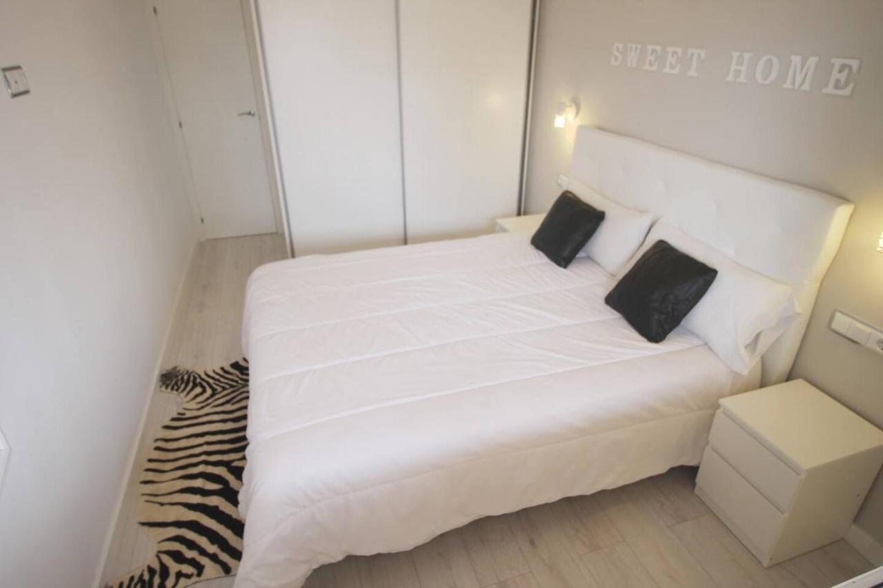 Family Deluxe Apartment Beach Castelldefels Exterior foto